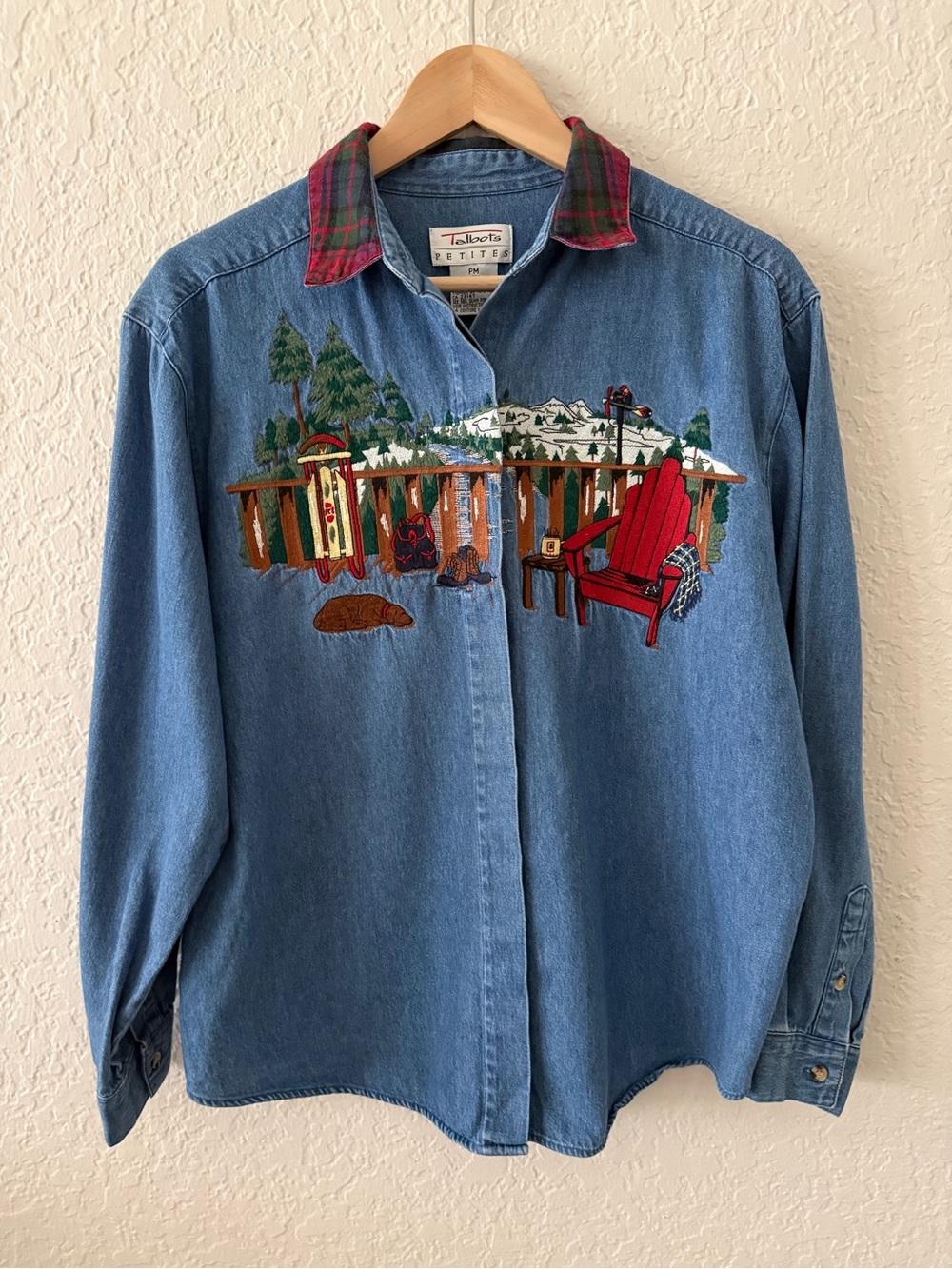VNT Talbots Blue Denim Button-Down Shirt with Lodge Embroidery and Plaid Collar